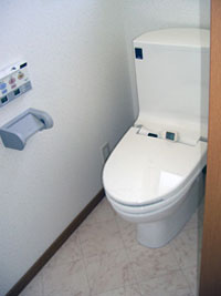 完成トイレ・浴室写真：二階トイレ